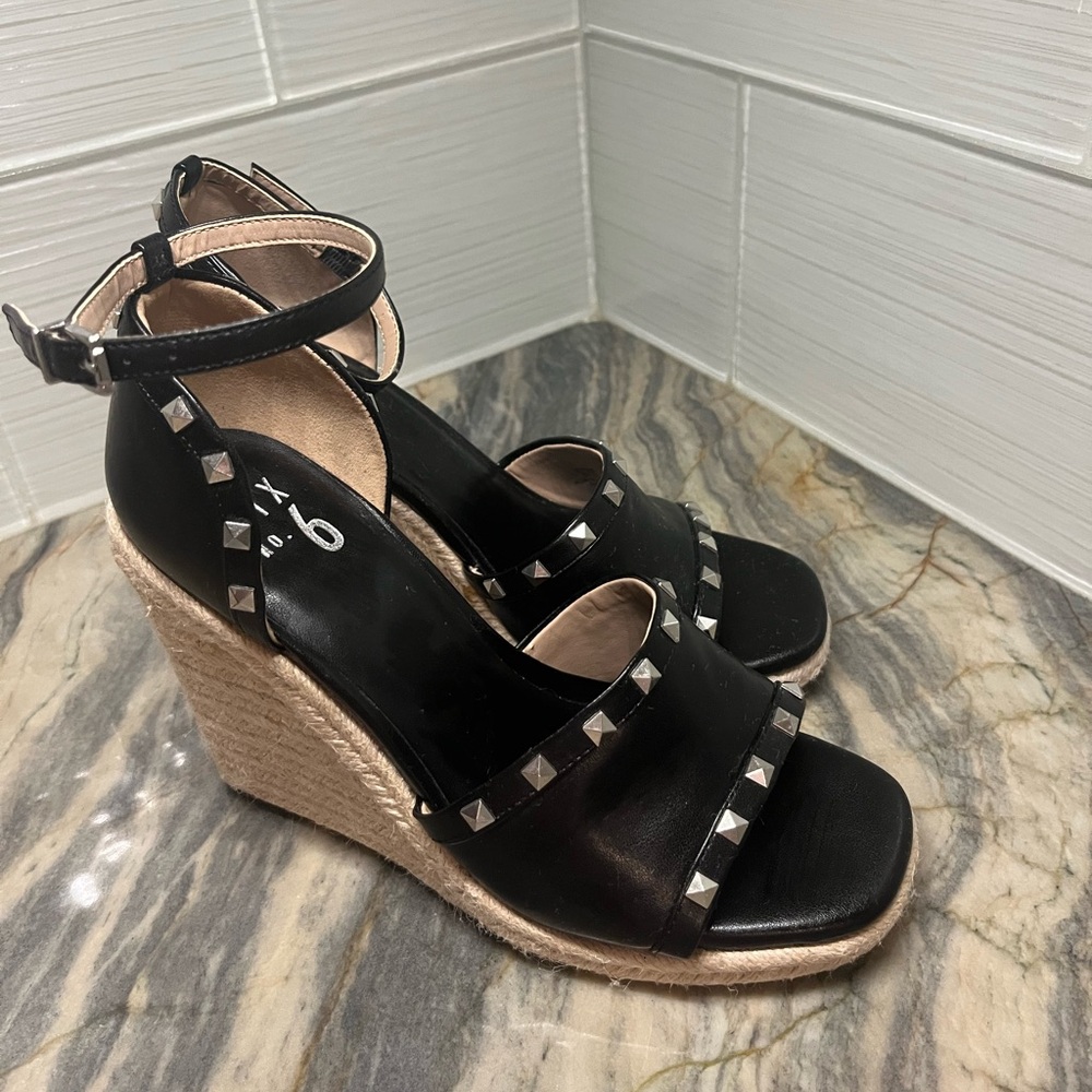 Mix No. 6 Women's Black Silver Studded Wedge Espadrille Heels Size 8